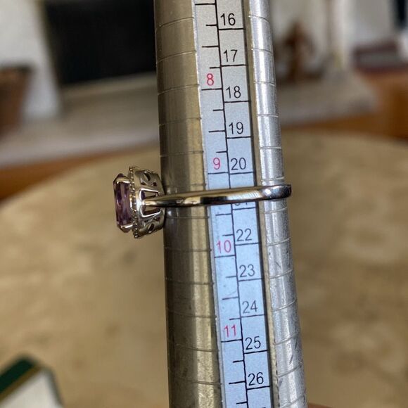 Michael Hill 10K White Gold Amathyst & Diamonds Halo Ring - Picture 8 of 11